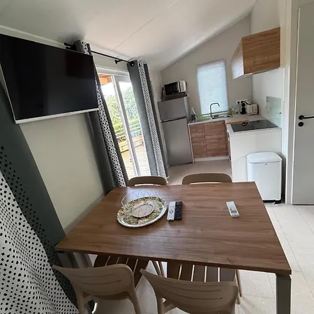 Camping Ecrin De L'île D'or Saint-Raphaël