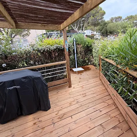Camping Ecrin De L'île D'or Saint-Raphaël