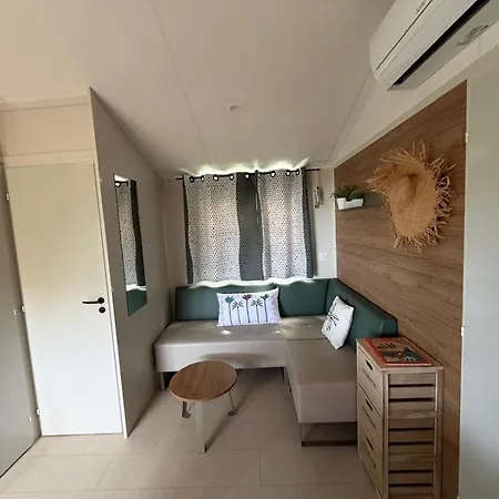 Ecrin De L'île D'or Camping